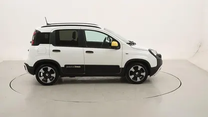 Usata Fiat Panda Cross Cross 70 CV (51 kW) 2025 Utilitaria