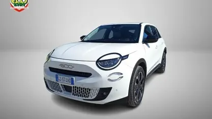 Usata Fiat 600 La Prima 101 CV (74 kW) 2025 Bianco SUV