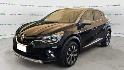 Usata Renault Captur Techno 91 CV (66 kW) 2024 Nero SUV