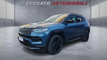 Blu Usata 2024 Jeep Compass SUV | 28.392 € (Buon prezzo)