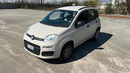 Usata Fiat Panda Lounge 84 CV (61 kW) 2014 Utilitaria