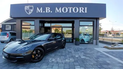 Usata Porsche Panamera Sport Turismo 330 CV (242 kW) 2017 Gray Berlina