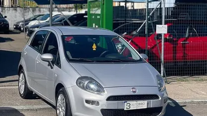 Grigio Usata 2012 Fiat Punto Evo Dynamic Due volumi | 3900 € (Buon prezzo)