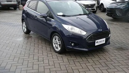Usata Ford Fiesta Titanium 75 CV (55 kW) 2015 Blu/azzurro Berlina