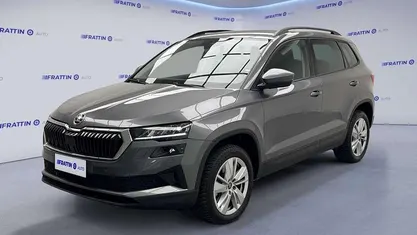 Grigio scuro Usata 2025 Skoda Karoq Executive SUV | 29.390 € (Ottimo prezzo)