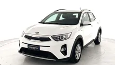 Bianco Usata 2020 Kia Stonic Style SUV | 13.800 € (Buon prezzo)