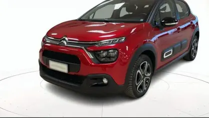 Usata Citroën C3 PureTech 83 CV (61 kW) 2022 Rosso / pastello Utilitaria