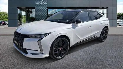 Bianco Usata 2023 DS Automobiles DS4 Performance Line Plus Tre volumi | 23.300 € (Buon prezzo)