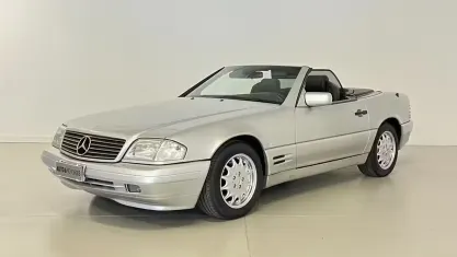 Usata Mercedes SL320 231 CV (169 kW) 2000 Grigio Cabrio