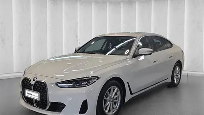 Usata BMW 430 Gran Coupé Sport Line 245 CV (180 kW) 2022 Alpin white pastello Coupé