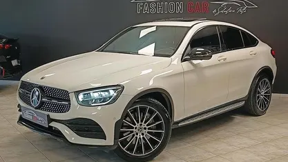 Usata Mercedes GLC300 Premium 245 CV (180 kW) 2019 Bianco Coupé