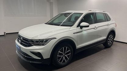Usata VW Tiguan Life 122 CV (89 kW) 2021 Bianco SUV