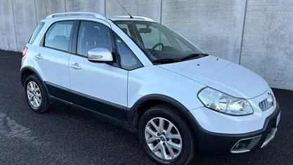 Usata 2012 Fiat Sedici SUV | 5900 € (Buon prezzo)
