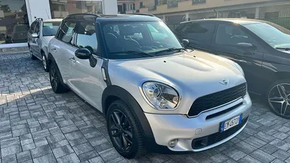 Argento Usata 2012 Mini Cooper Countryman SUV | 6900 € (Buon prezzo)