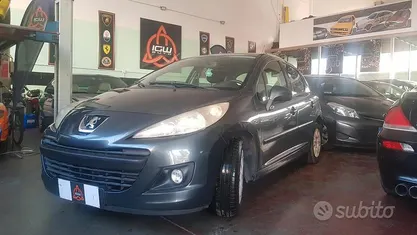 Usata Peugeot 207 73 CV (53 kW) 2010 Grigio Berlina