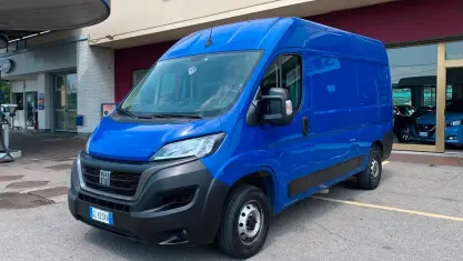 Usata Fiat Ducato 120 CV (88 kW) 2022 Blu/azzurro Furgone