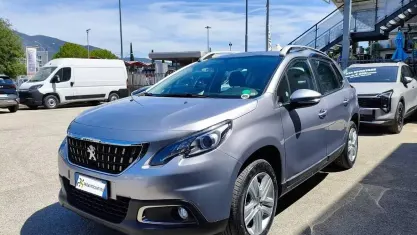 Occasion Peugeot 2008 Active 83 ch (61 kW) 2019 Argent SUV