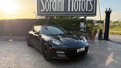 Usata Porsche Panamera 300 CV (220 kW) 2012 Utilitaria