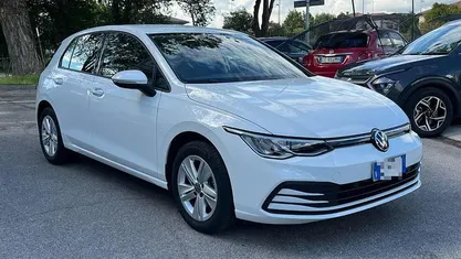 Usata VW Golf VIII Life 110 CV (80 kW) 2023 Berlina