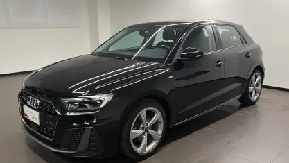 Usata Audi A1 Sportback S-Line 110 CV (80 kW) 2023 Nero mythos metallizzato Utilitaria