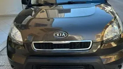 Usata Kia Soul Active 128 CV (94 kW) 2009 Marrone SUV