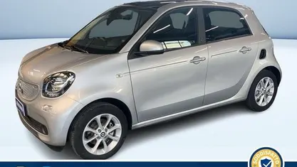 Argento metallizzato Usata 2019 Smart ForFour Electric Drive Passion Tre volumi | 9200 € (Ottimo prezzo)