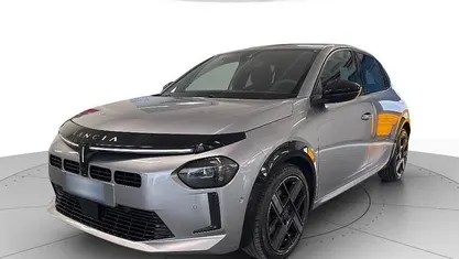 Usata Lancia Ypsilon 100 CV (73 kW) 2024 Utilitaria