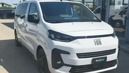 Usata Fiat Ulysse 130 kW (177 CV) 2025 Bianco Monovolume