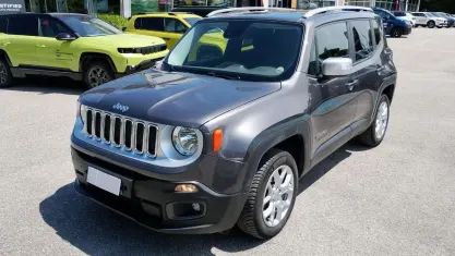 Usata Jeep Renegade 140 CV (102 kW) 2016 Grigio SUV