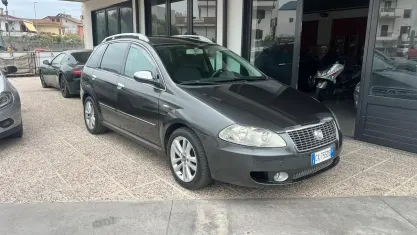 Usata Fiat Croma Dynamic 150 CV (110 kW) 2005 Grigio Station wagon