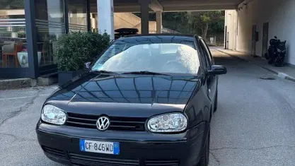 Usata VW Golf IV 130 CV (95 kW) 2003 Nero Berlina