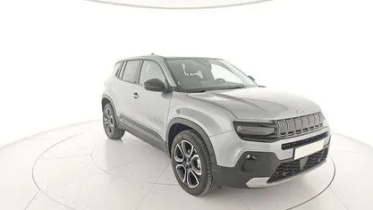 Usata Jeep Avenger Summit 101 CV (74 kW) 2025 Grigio scuro SUV