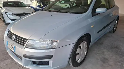Usata Fiat Stilo Active 104 CV (76 kW) 2006 Grigio Berlina