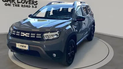 Usata Dacia Duster Prestige 101 CV (74 kW) 2023 Kpw grigio road SUV