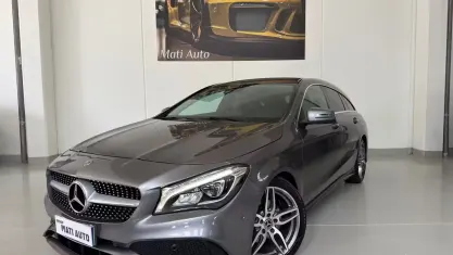 Usata Mercedes CLA200 Premium 136 CV (100 kW) 2018 Grigio Coupé
