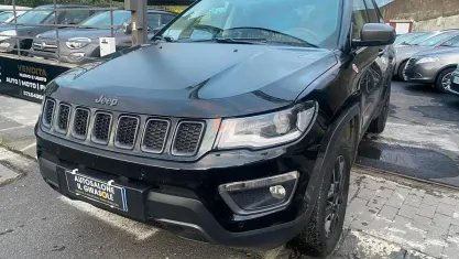 Usata Jeep Compass Trailhawk 170 CV (125 kW) 2019 Nero SUV