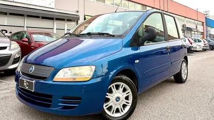 Usata Fiat Multipla 116 CV (85 kW) 2005 Blu Monovolume