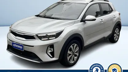 Argento metallizzato Usata 2025 Kia Stonic Style SUV | 16.900 € (Buon prezzo)