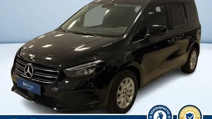 Nero pastello Usata 2025 Mercedes 180 Premium Tre volumi | 29.400 € (Ottimo prezzo)