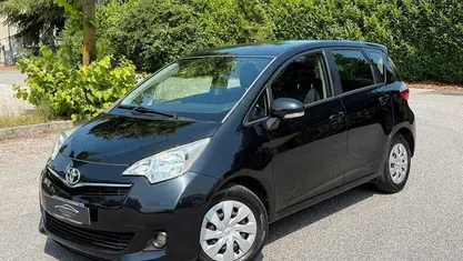 Usata Toyota Verso-S 101 CV (74 kW) 2013 Monovolume