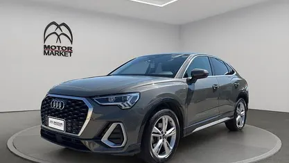 Usata Audi Q3 Sportback S-Line 150 CV (110 kW) 2023 Grigio / gray SUV