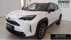 Bianco/nero Usata 2023 Toyota Yaris Cross Sport SUV | 21.750 € (Ottimo prezzo)