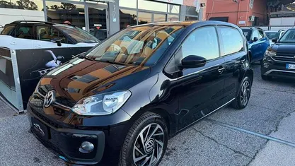 Usata VW up! Highline 75 CV (55 kW) 2019 Nero Utilitaria