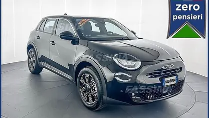 Usata Fiat 600 Pop 145 CV (106 kW) 2025 Nero SUV