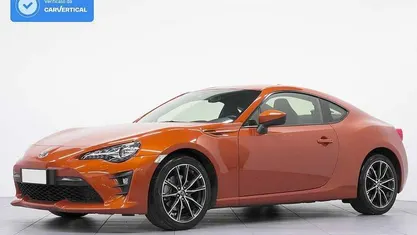 Usata Toyota GT86 GT 200 CV (147 kW) 2017 Arancione Coupé