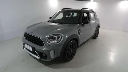 Moonwalk grey metallic Usata 2021 Mini Cooper Countryman Classic SUV | 24.900 € (Buon prezzo)