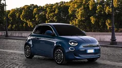 Ice white Nuova 2025 Fiat 500e Action Tre volumi | 16.990 € (Super prezzo)