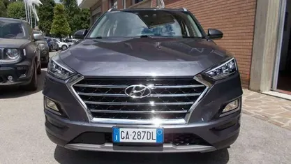 Usata Hyundai Tucson 185 CV (136 kW) 2020 Grigio scuro SUV
