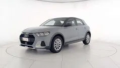 Grigio freccia perla grigio manhattan me Usata 2024 Audi A1 Business Due volumi | 24.500 € (Buon prezzo)