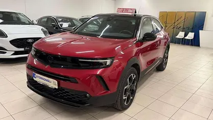 Rosso Usata 2024 Opel Mokka Ultimate SUV | 19.200 € (Buon prezzo)